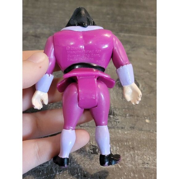 Villain John Ratcliffe Disney Burger King Pocahontas toy figure - Picture 3 of 4